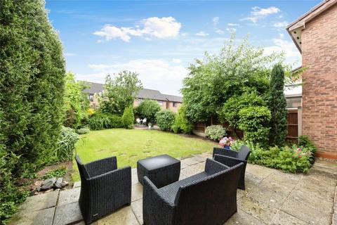 8 Beckford Close, Crewe, CW1 3PT