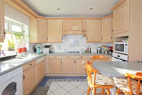 51 Pembroke Road, London, N13 5NR