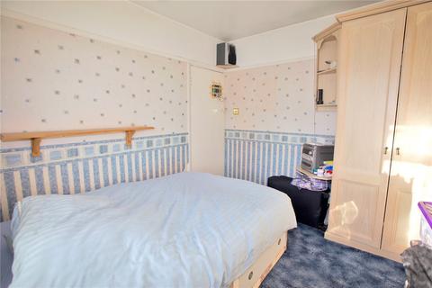 51 Pembroke Road, London, N13 5NR