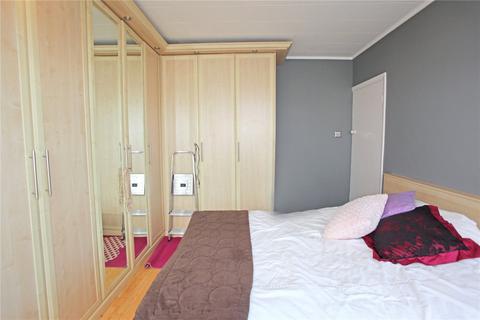 51 Pembroke Road, London, N13 5NR