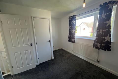 2 bedroom semi-detached house to rent, Academy Close, Nottingham, NG6 0QL