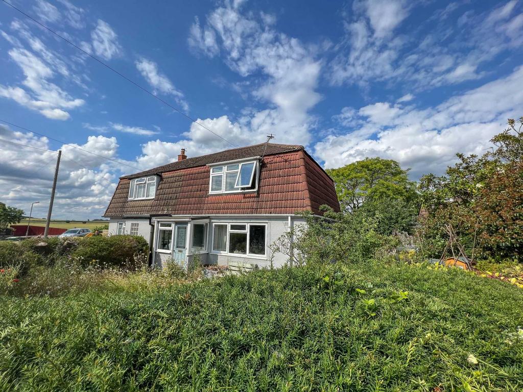 Wilding Road, Wallingford OX10 3 bed semidetached house for sale £399,950