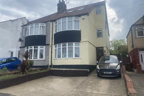185 Barnsole Road, Gillingham, ME7 4JH