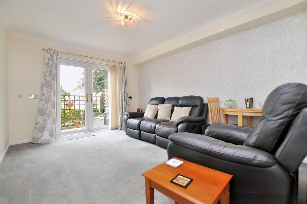 Kingfisher Lodge, Great Baddow 1 bed flat for sale £150,000