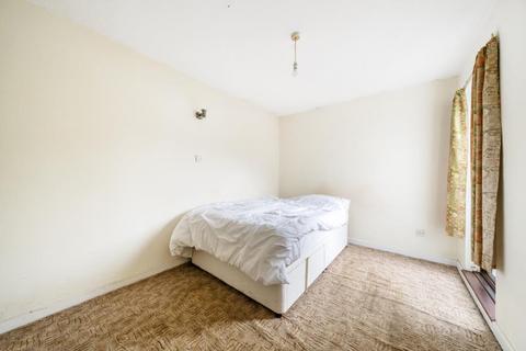 1 bedroom flat for sale, Northwood,  HA6,  HA6