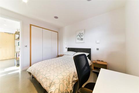 1 bedroom apartment to rent, Helmsley Street, London, E8