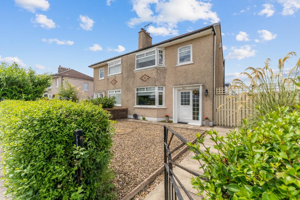 Mansefield Road, Clarkston, East Renfrewshire, G76 7ED 3 bed semi