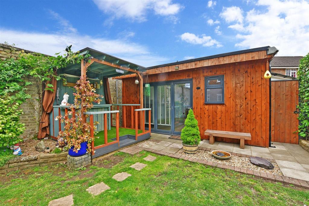 Workshop/Outbuildings