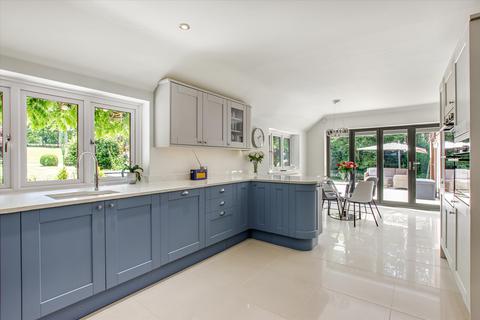 5 bedroom detached house for sale, Gravelly Bottom Road, Kingswood, Maidstone, Kent, ME17