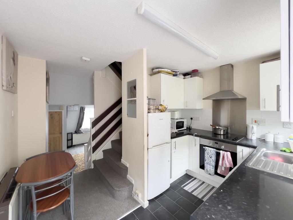 Farm Hill, Exeter 2 bed terraced house for sale £195,000
