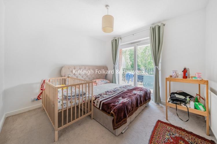 Park Road Beckenham BR3 2 bed flat £1,700 pcm (£392 pw)