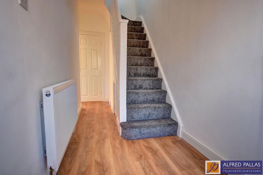 Grasmere Crescent, Fulwell 3 bed semidetached house for sale £234,950