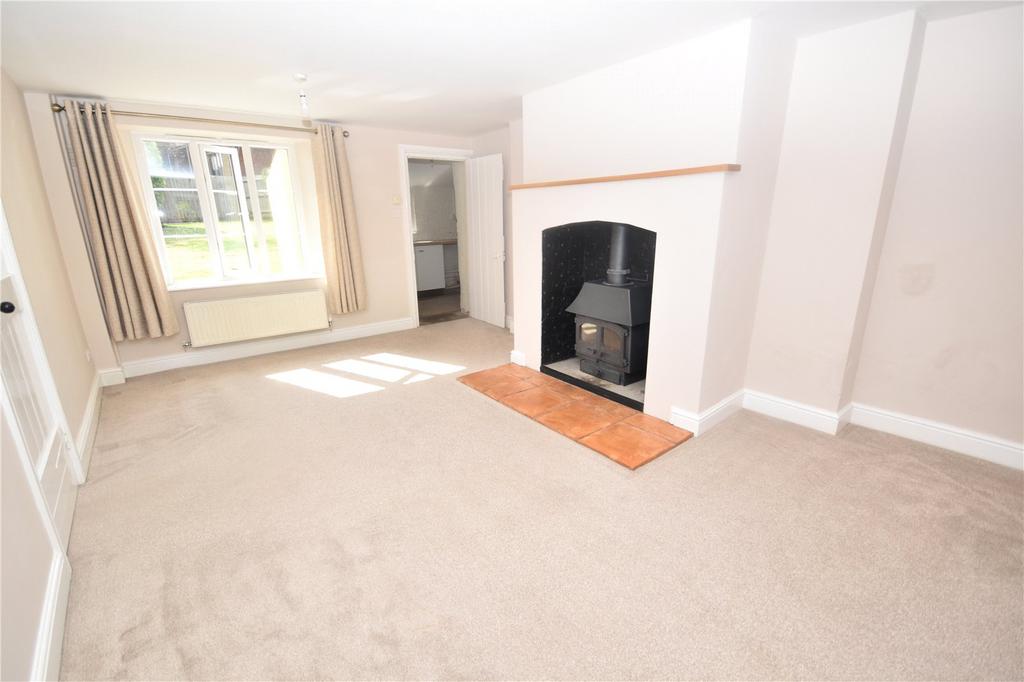 Petherton Road, North Newton, Bridgwater, Somerset, TA7 3 bed semi