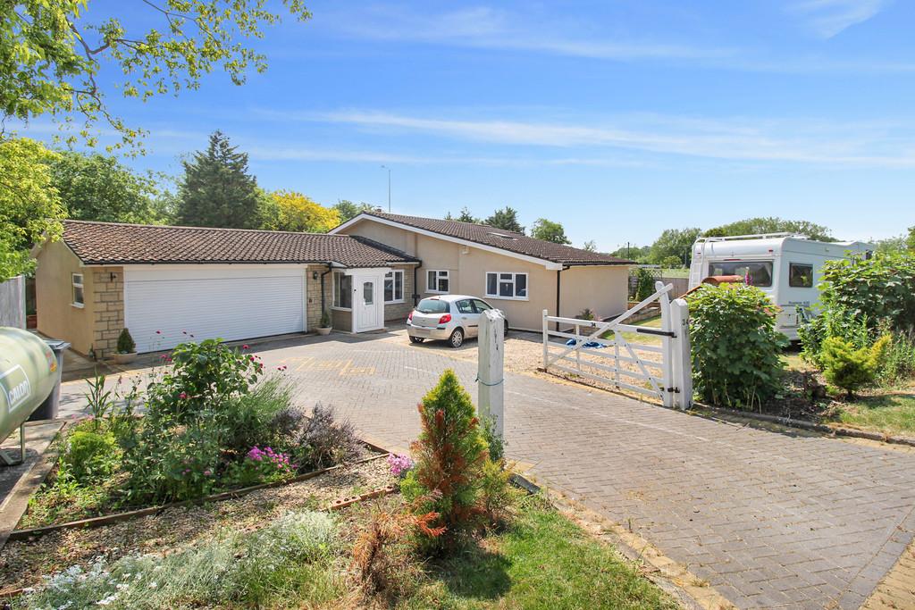 Dursley Road, Heywood 4 bed detached bungalow for sale £575,000