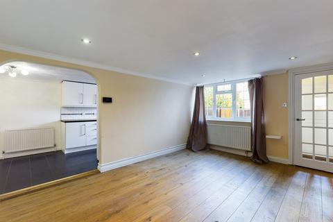 2 bedroom mews for sale, Old Guildford Road, Broadbridge Heath