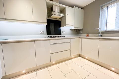 3 bedroom townhouse for sale - Trinity Way, Shirley, Solihull, West Midlands