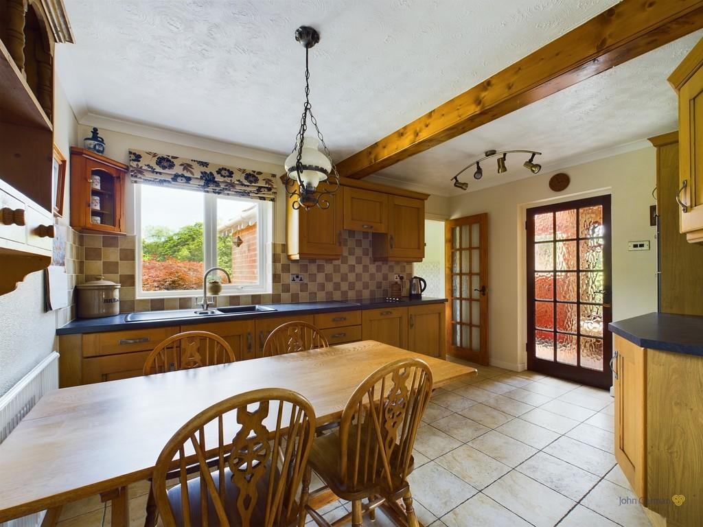 Longford, Ashbourne 3 bed detached house for sale £525,000