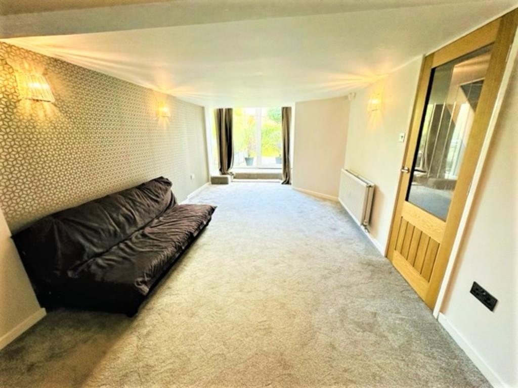Living room/bedroom