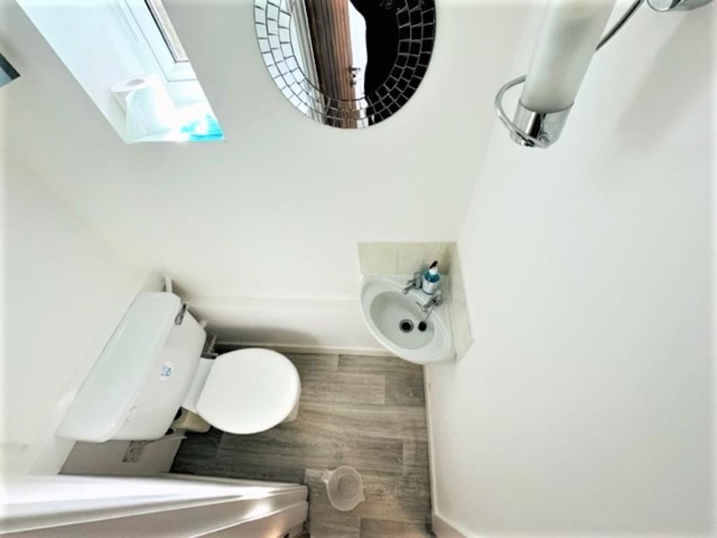Groundfloor wc