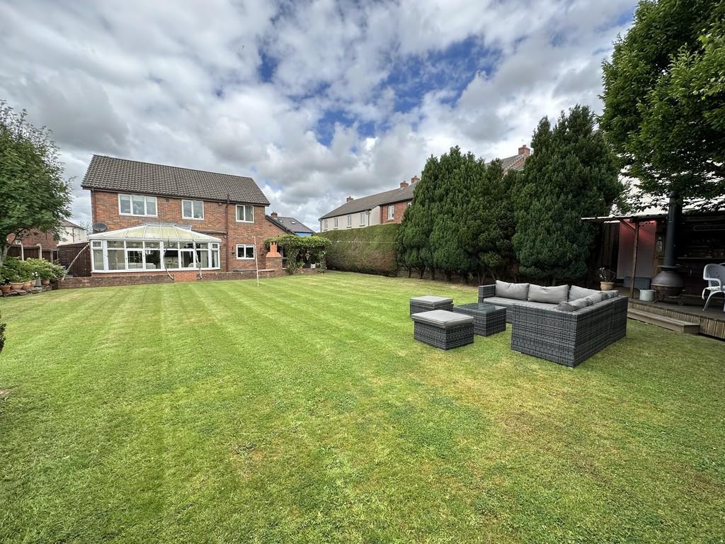 Embleton Road, Carlisle 4 bed detached house for sale £300,000