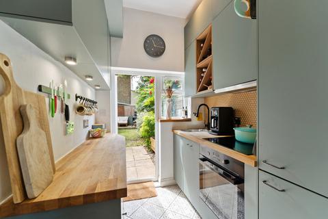 27 Durham Road, Manor Park, London, E12 5AY