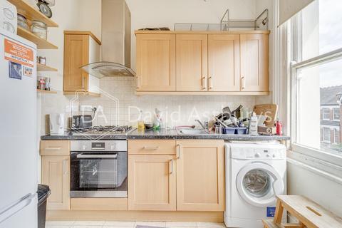 2 bedroom flat to rent, Muswell Avenue, Muswell Hill, London