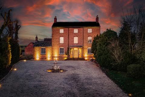 7 bedroom farm house for sale, Elford Road, Elford