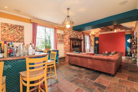 7 bedroom farm house for sale, Elford Road, Elford