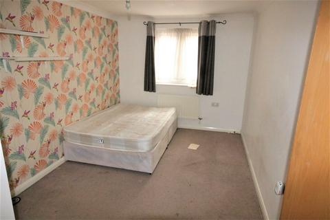 25 Lacewing Close, London, E13 8AD