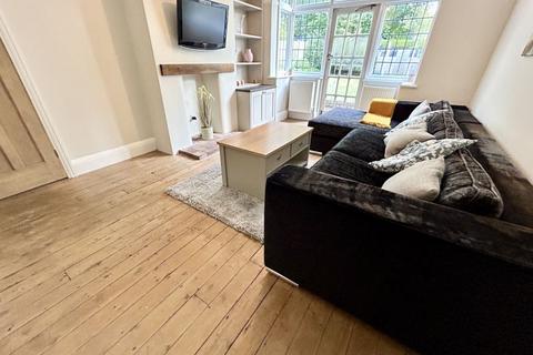 115 Antrobus Road, Sutton Coldfield, B73 5EL
