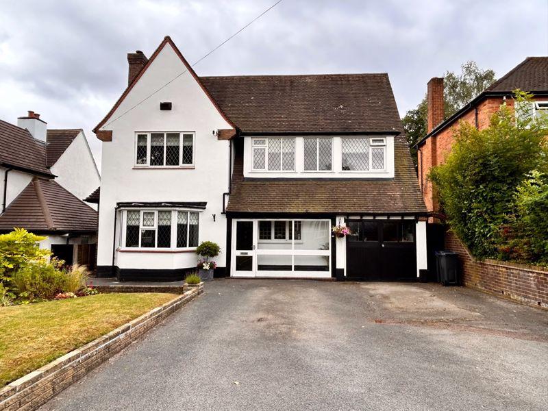 Wylde Green Road, Sutton Coldfield, B72 1HH 3 bed detached house for