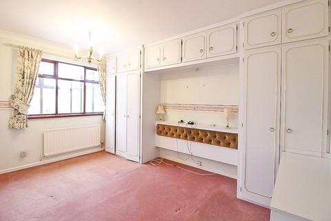 11 Ashen Close, Sedgley, Dudley, DY3 3UZ