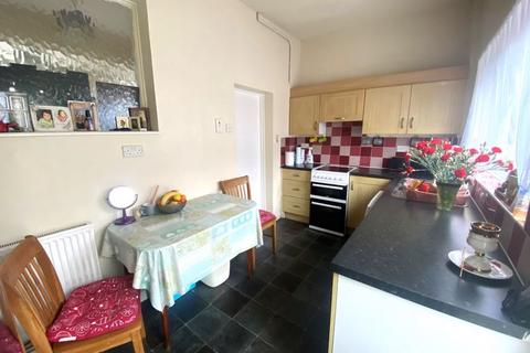 16 Cecil Road, Exeter, EX2 9AQ