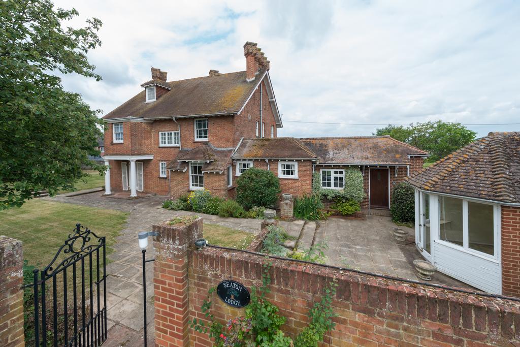 Northwood Road, Tankerton 4 bed detached house for sale £1,000,000