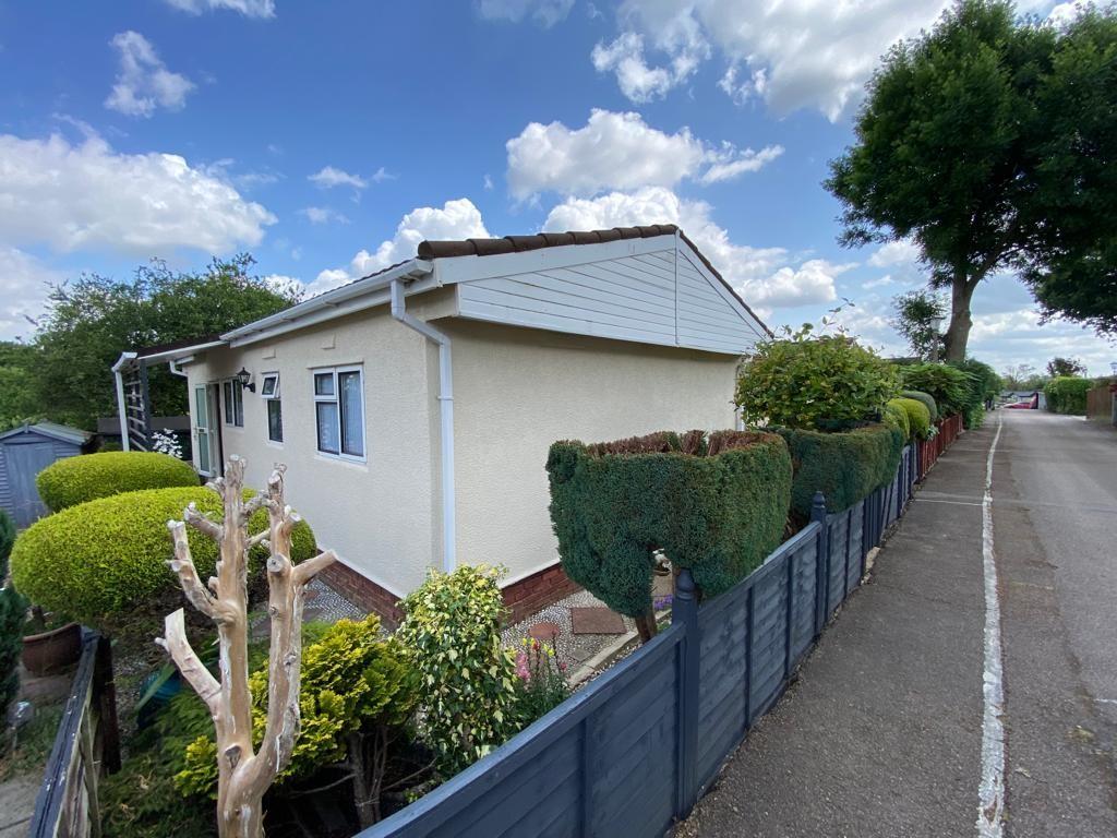 The Elms, Lippitts Hill 1 bed park home for sale £152,500