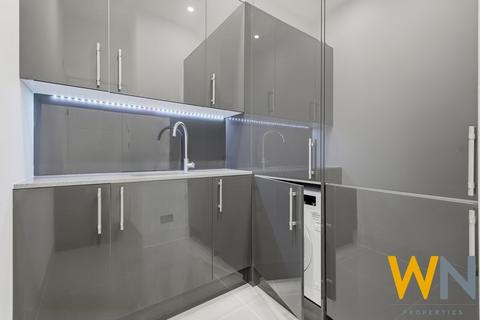 1 bedroom apartment to rent, Telfords Yard, The Highway, London E1W