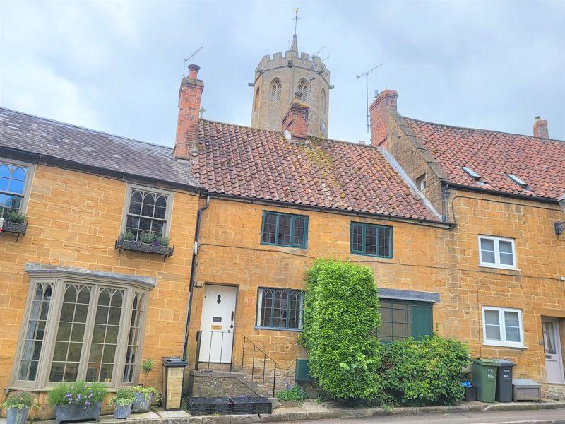 St. James Street, South Petherton 3 bed cottage to rent £1,250 pcm (£