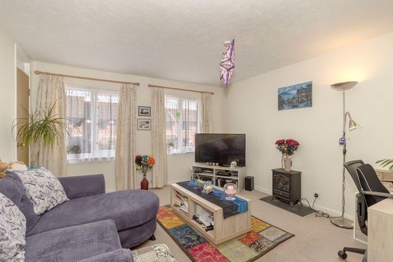 Charrington Way, Horsham 1 bed property for sale £210,000