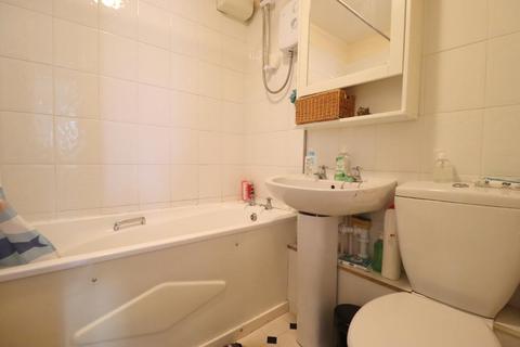 42 Chertsey Close, Luton, LU2 9JD