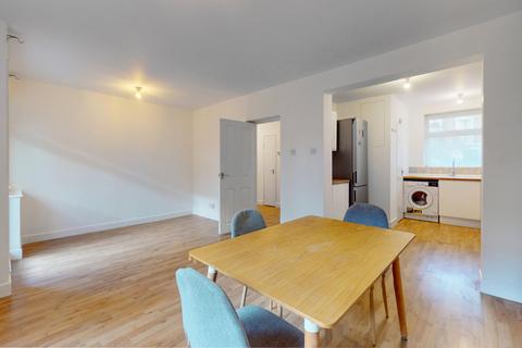 2 bedroom apartment to rent, Albert Street, London, NW1