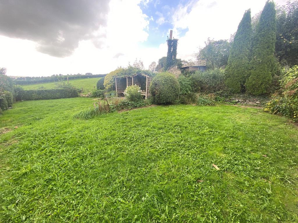 Llanfair Road, Lampeter, SA48 2 bed detached house for sale £249,000