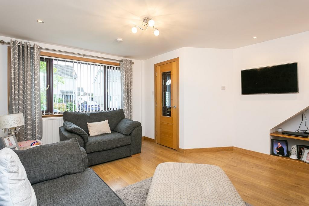 Springfield Park, Kinross, KY13 3 bed semidetached house for sale £