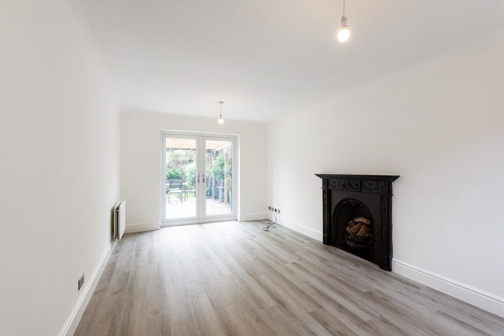 Firside Grove, Sidcup, DA15 3 bed detached house for sale £665,000