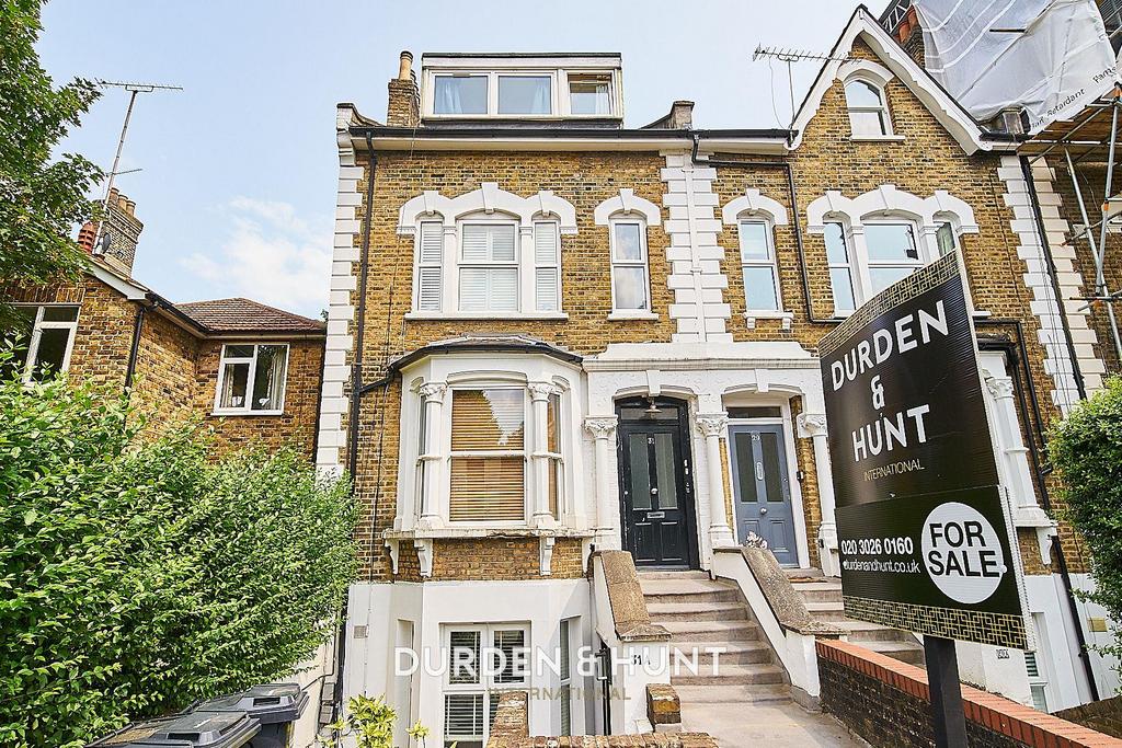 Hermon Hill, London, E11 2 bed apartment for sale £400,000