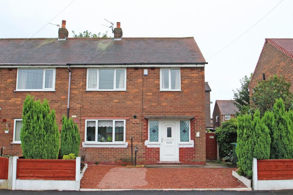 Brecon Avenue, Flixton, Manchester, M41 3 bed semidetached house £