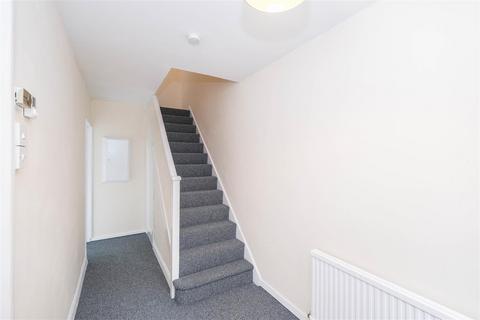 39 Ladyfields, Loughton, IG10 3RP