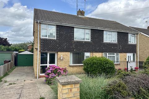 13 Chichester Close, Ashford, TN23 4QB