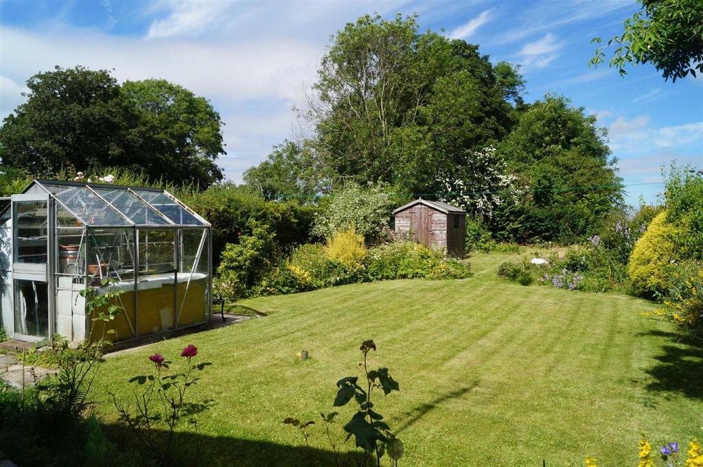 Moreton Street, Prees, Whitchurch 3 bed bungalow £250,000