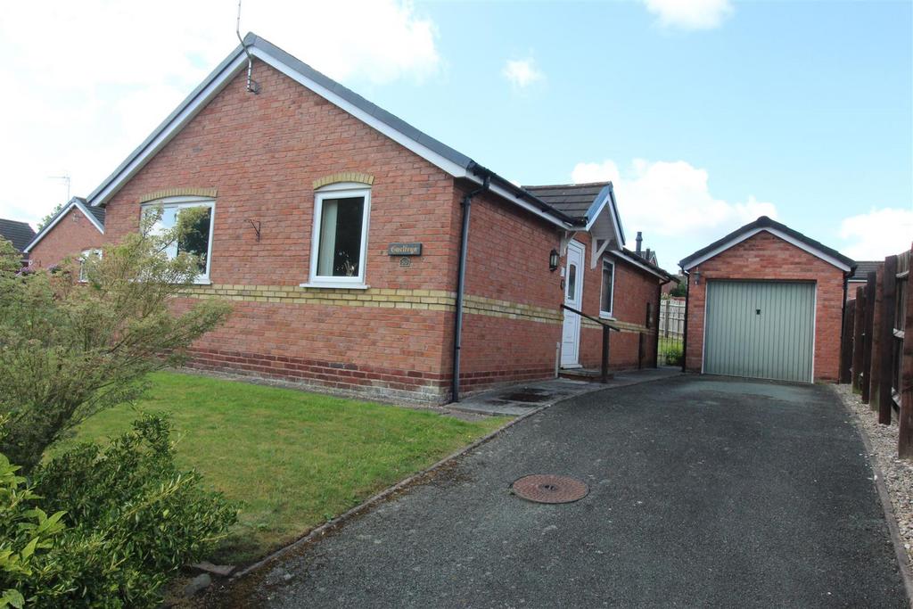 Fernhill Lane, Gobowen, Oswestry 3 bed detached bungalow for sale £
