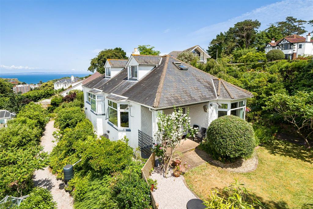 Oxlea Road, Torquay 5 bed detached house £775,000